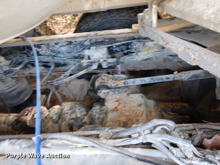 image for item DJ6608 2000 Mack RD690S  ready mix truck