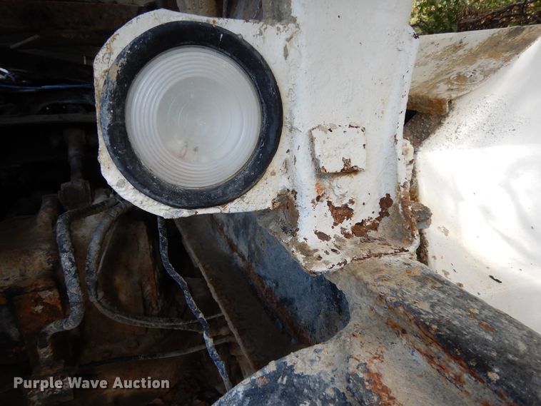 image for item DJ6608 2000 Mack RD690S  ready mix truck