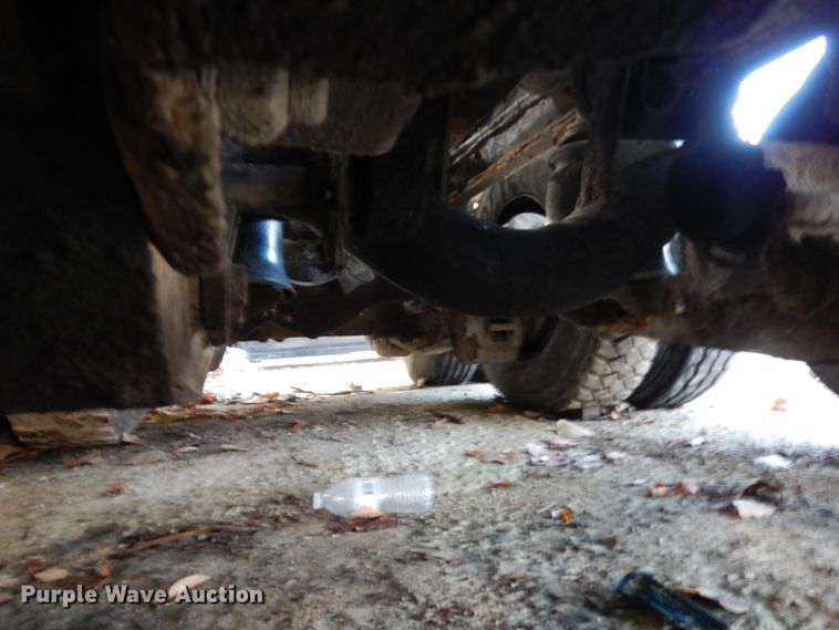 image for item DJ6608 2000 Mack RD690S  ready mix truck