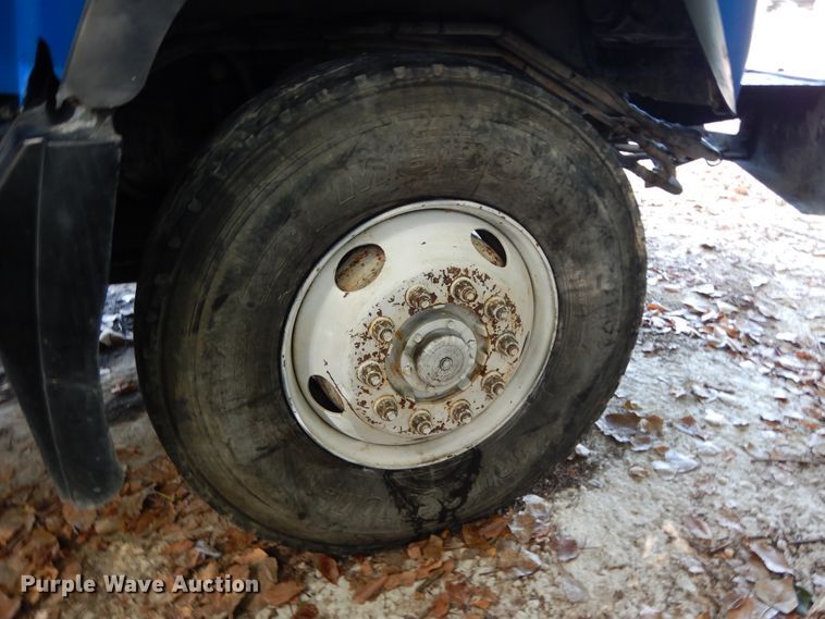 image for item DJ6608 2000 Mack RD690S  ready mix truck