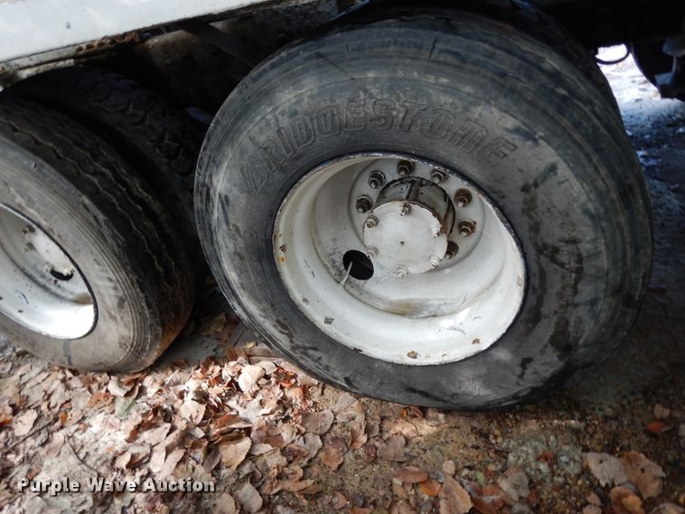 image for item DJ6608 2000 Mack RD690S  ready mix truck