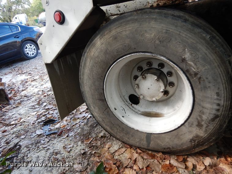 image for item DJ6608 2000 Mack RD690S  ready mix truck