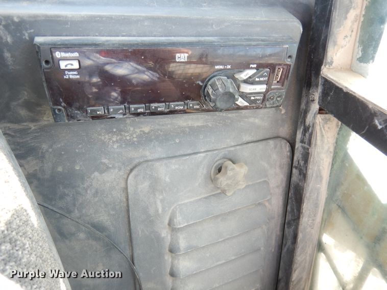 image for item DJ6832 2016 Caterpillar 299D2  tracked skid steer loader