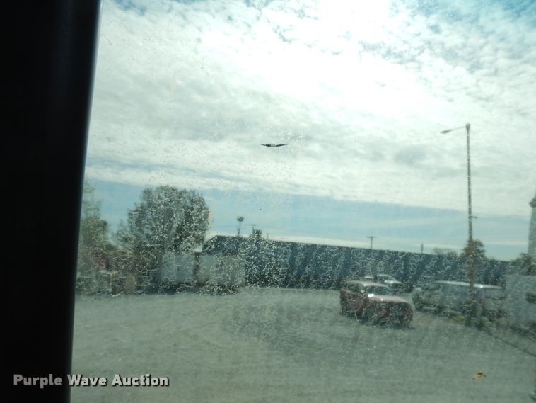 image for item DJ6887 2008 Sterling L-Line  vacuum truck