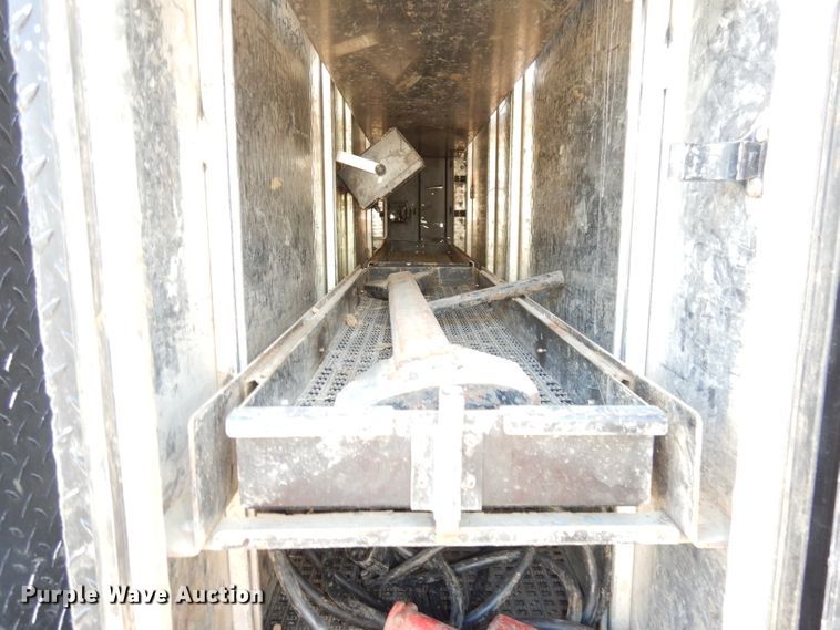 image for item DJ6887 2008 Sterling L-Line  vacuum truck