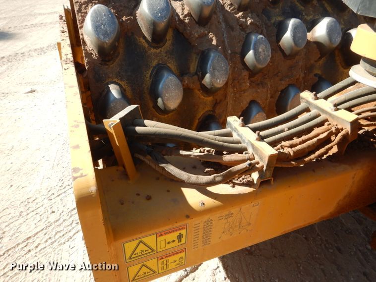 image for item DJ8784 2013 Caterpillar CP56B  single drum vibratory roller