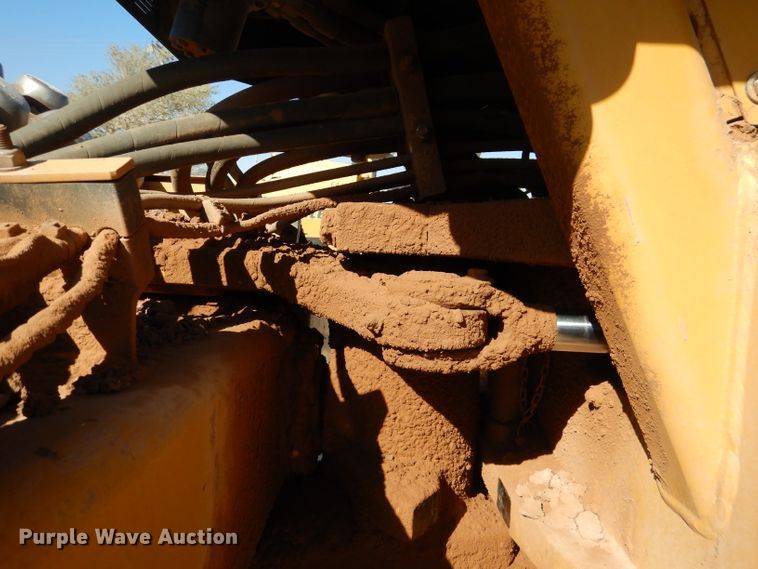 image for item DJ8784 2013 Caterpillar CP56B  single drum vibratory roller