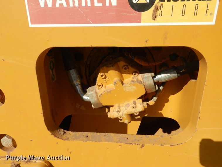 image for item DJ8784 2013 Caterpillar CP56B  single drum vibratory roller