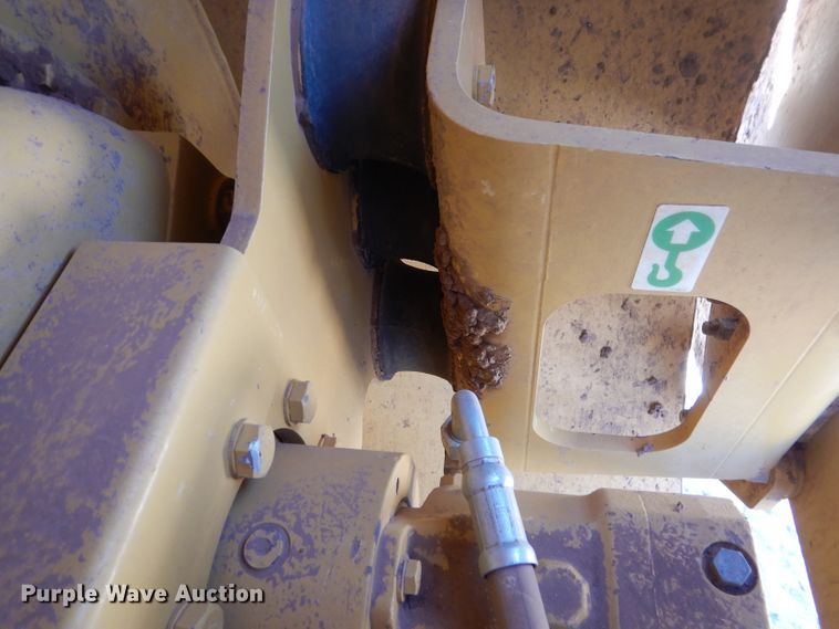 image for item DJ8784 2013 Caterpillar CP56B  single drum vibratory roller