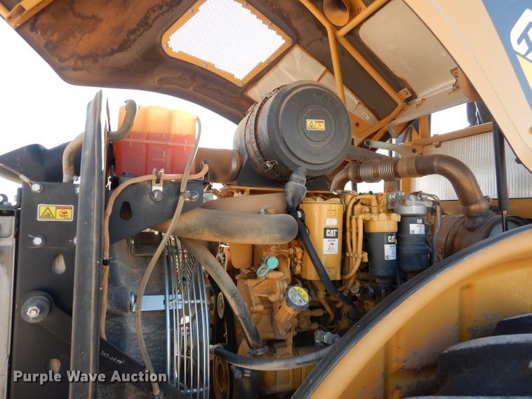 image for item DJ8784 2013 Caterpillar CP56B  single drum vibratory roller