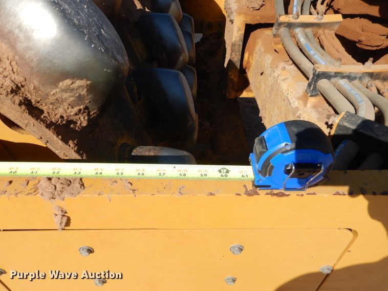 image for item DJ8784 2013 Caterpillar CP56B  single drum vibratory roller