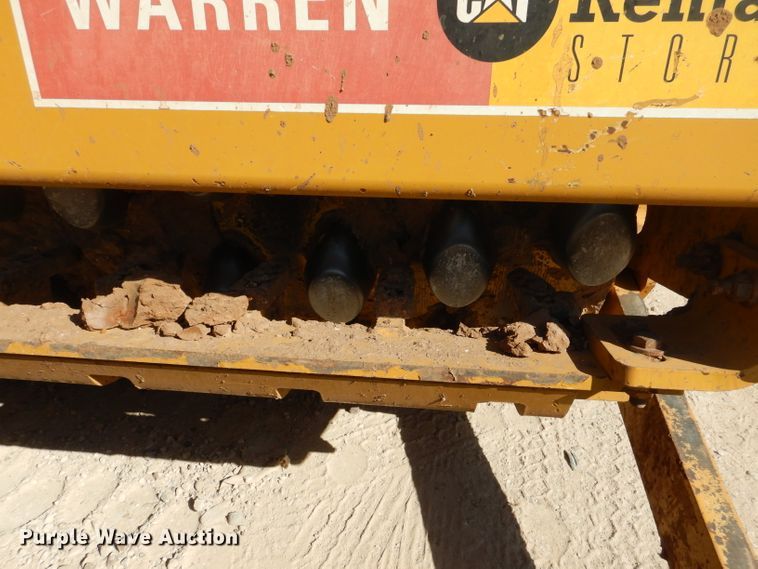 image for item DJ8784 2013 Caterpillar CP56B  single drum vibratory roller