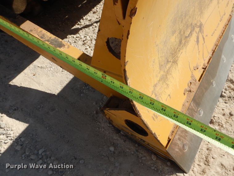 image for item DJ8784 2013 Caterpillar CP56B  single drum vibratory roller