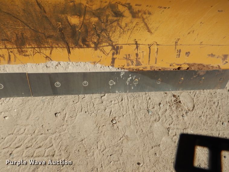 image for item DJ8784 2013 Caterpillar CP56B  single drum vibratory roller