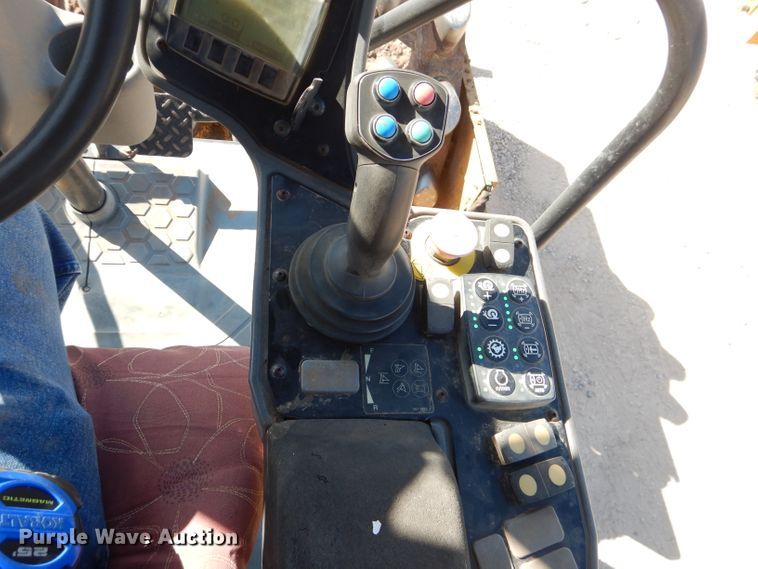 image for item DJ8784 2013 Caterpillar CP56B  single drum vibratory roller