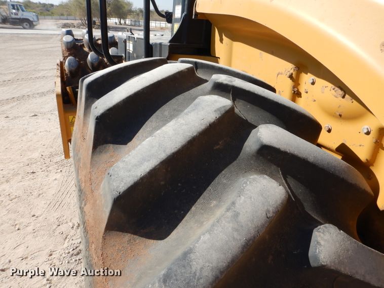 image for item DJ8784 2013 Caterpillar CP56B  single drum vibratory roller