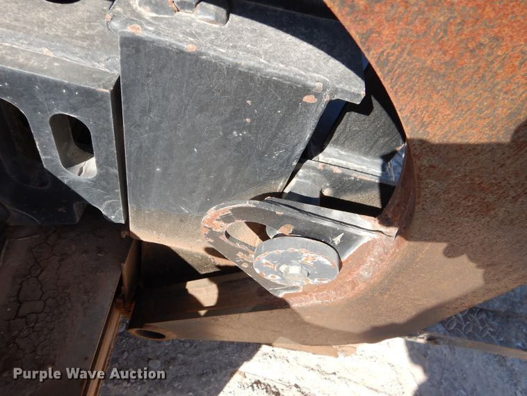 image for item DJ8785 2011 Weiler P385  paver