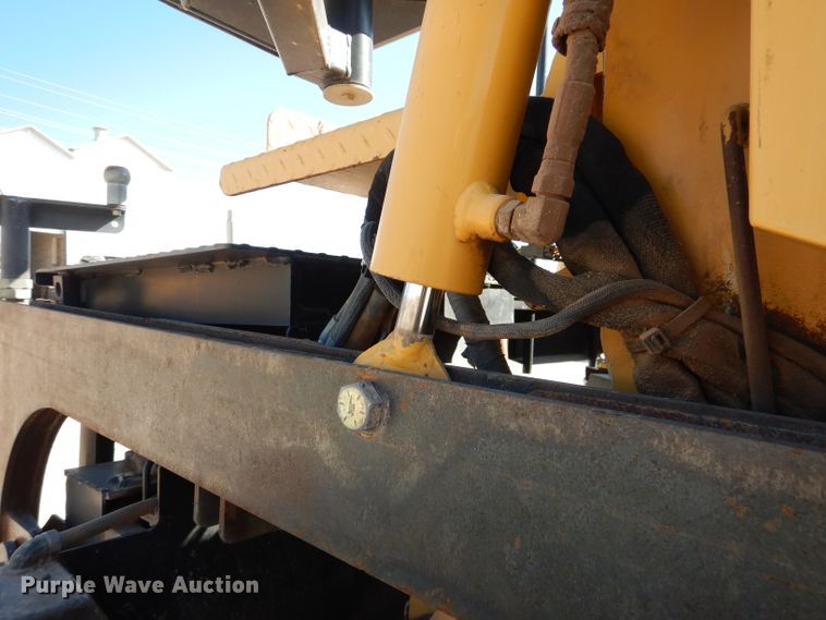 image for item DJ8785 2011 Weiler P385  paver