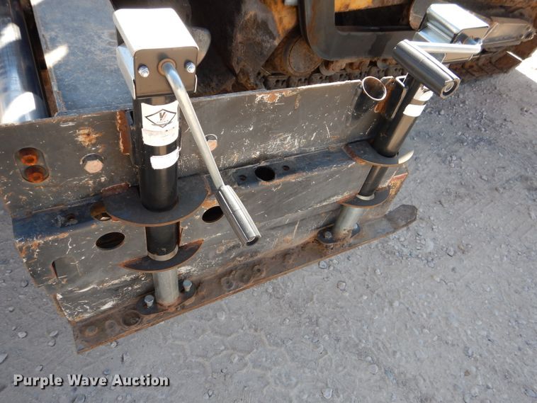 image for item DJ8785 2011 Weiler P385  paver