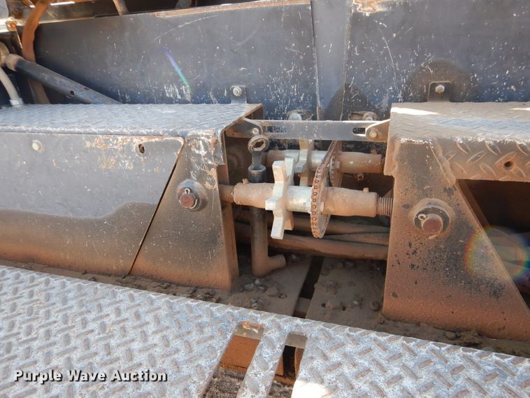 image for item DJ8785 2011 Weiler P385  paver