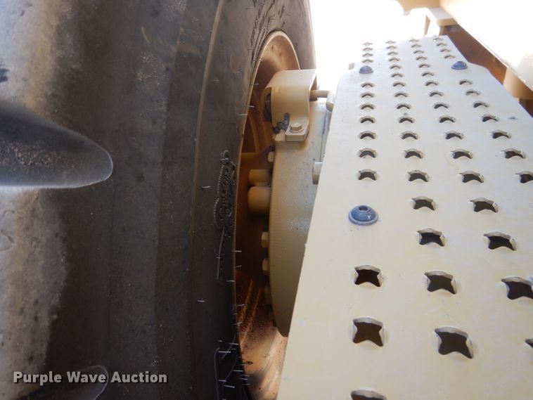 image for item DJ8786 2012 Caterpillar 140M2  motor grader