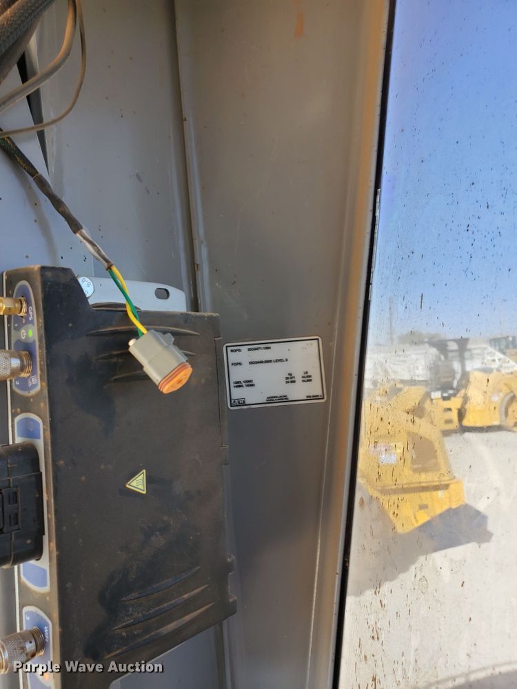 image for item DJ8786 2012 Caterpillar 140M2  motor grader