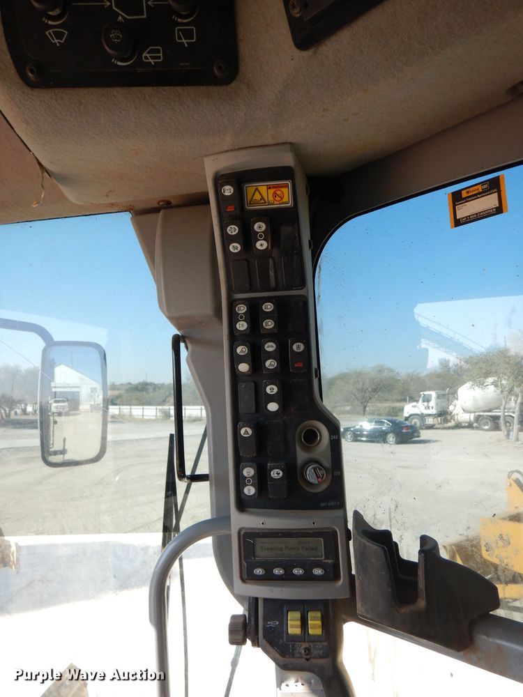 image for item DJ8786 2012 Caterpillar 140M2  motor grader