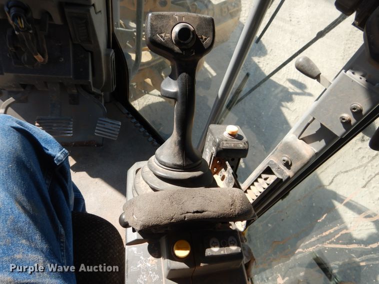 image for item DJ8786 2012 Caterpillar 140M2  motor grader