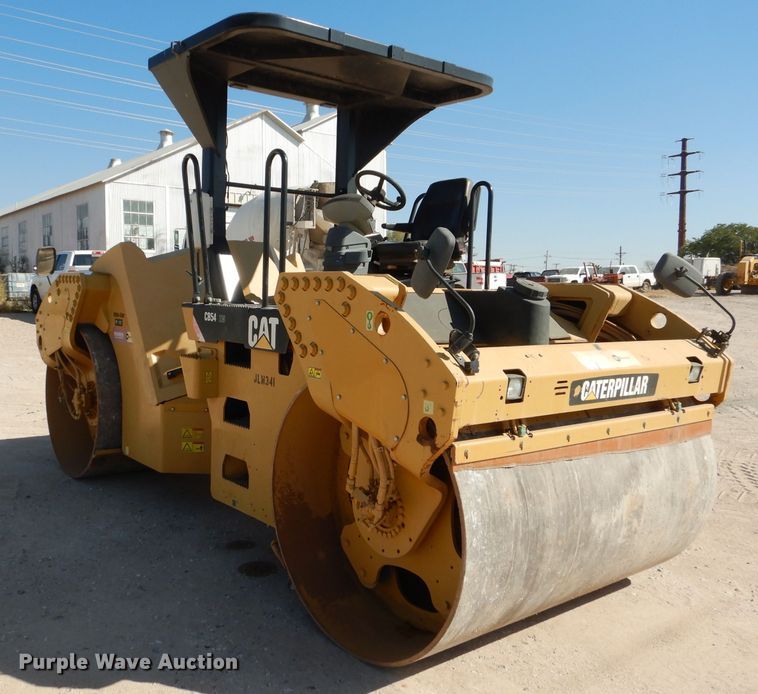 image for item DJ8787 2011 Caterpillar CB54 XW  double drum vibratory roller