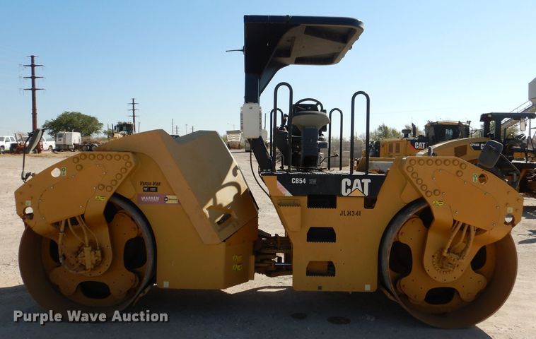 image for item DJ8787 2011 Caterpillar CB54 XW  double drum vibratory roller