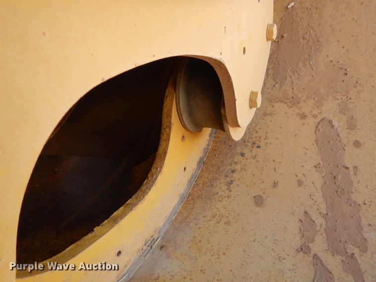 image for item DJ8787 2011 Caterpillar CB54 XW  double drum vibratory roller