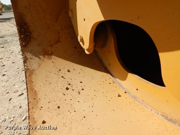 image for item DJ8787 2011 Caterpillar CB54 XW  double drum vibratory roller