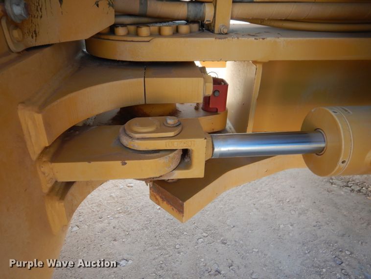 image for item DJ8787 2011 Caterpillar CB54 XW  double drum vibratory roller