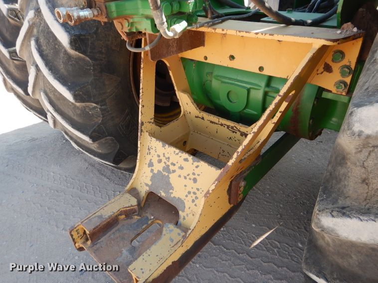 image for item DJ8788 1998 John Deere 9400  4WD tractor