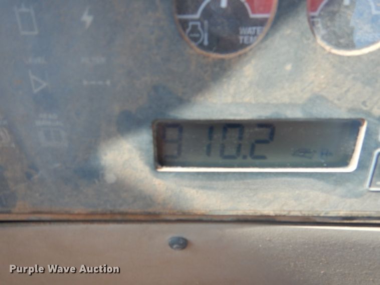 image for item DJ8788 1998 John Deere 9400  4WD tractor