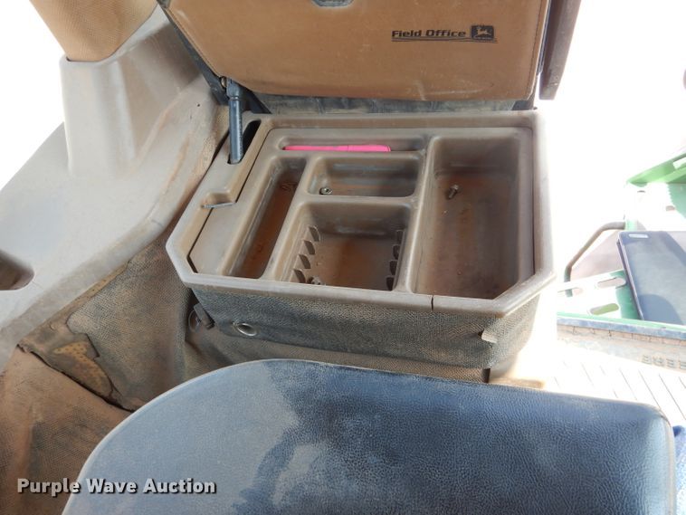 image for item DJ8788 1998 John Deere 9400  4WD tractor