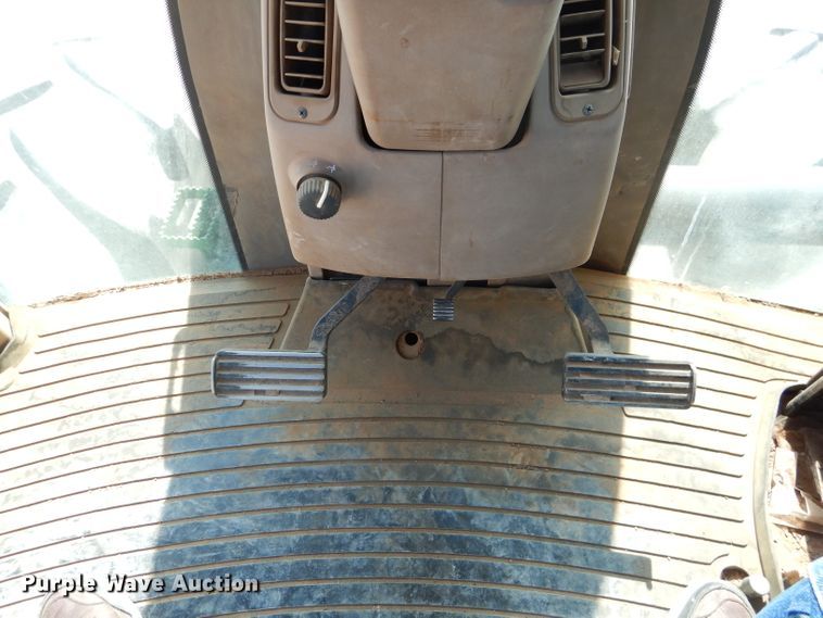 image for item DJ8788 1998 John Deere 9400  4WD tractor