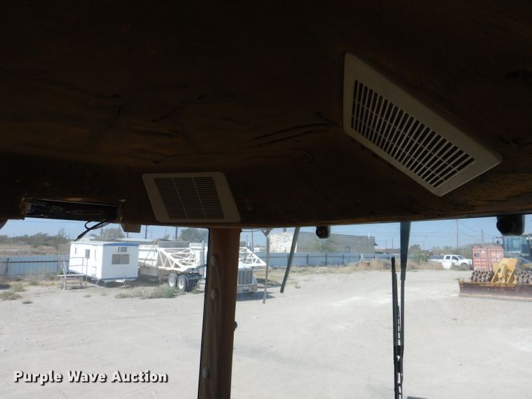 image for item DJ8788 1998 John Deere 9400  4WD tractor