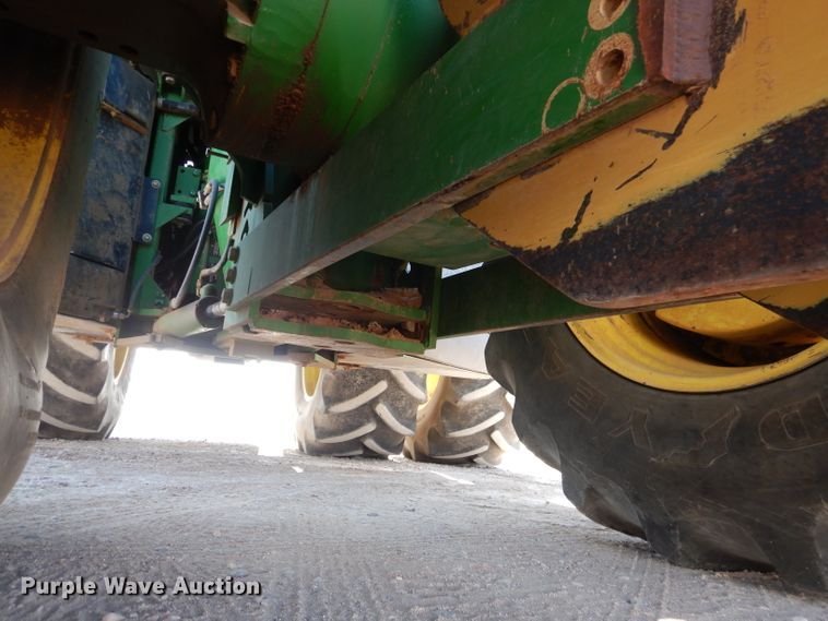 image for item DJ8788 1998 John Deere 9400  4WD tractor