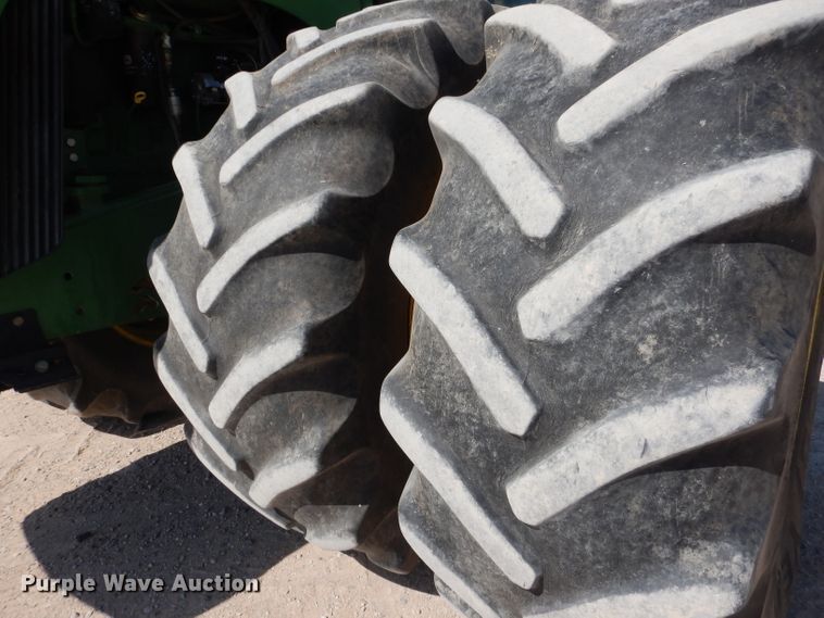 image for item DJ8788 1998 John Deere 9400  4WD tractor