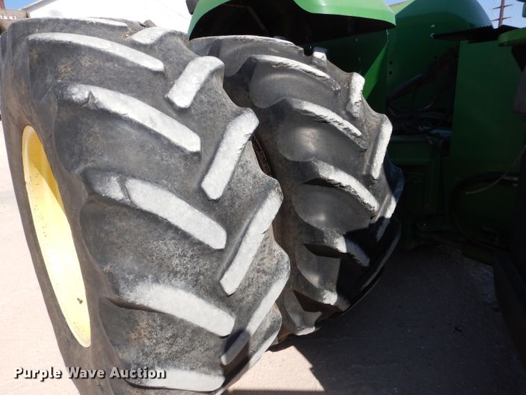 image for item DJ8788 1998 John Deere 9400  4WD tractor