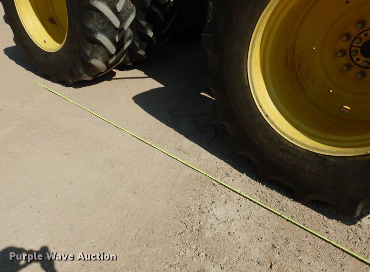 image for item DJ8788 1998 John Deere 9400  4WD tractor