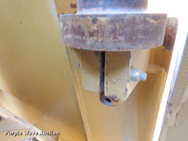 image for item DJ8791 2006 Humdinger H619  scraper