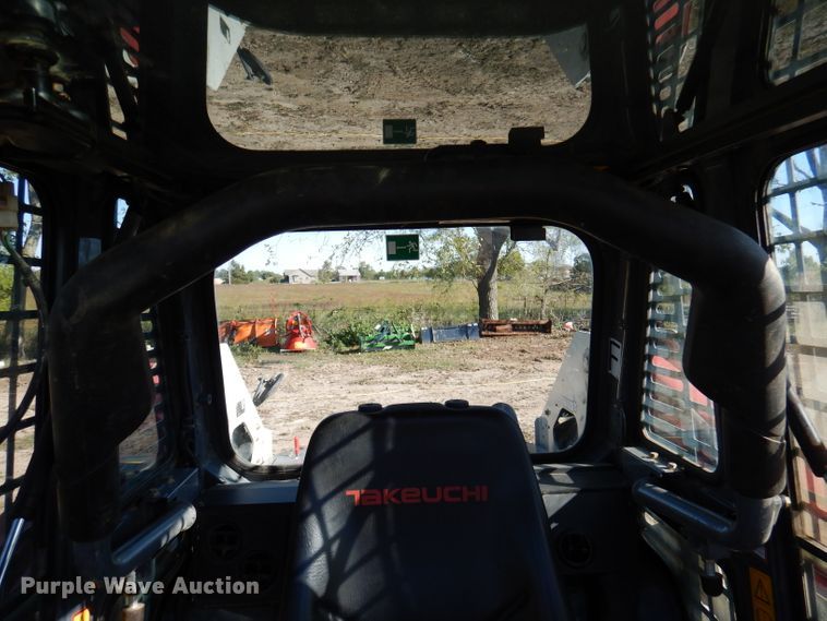 image for item DY9523 2016 Takeuchi TL10  tracked skid steer loader