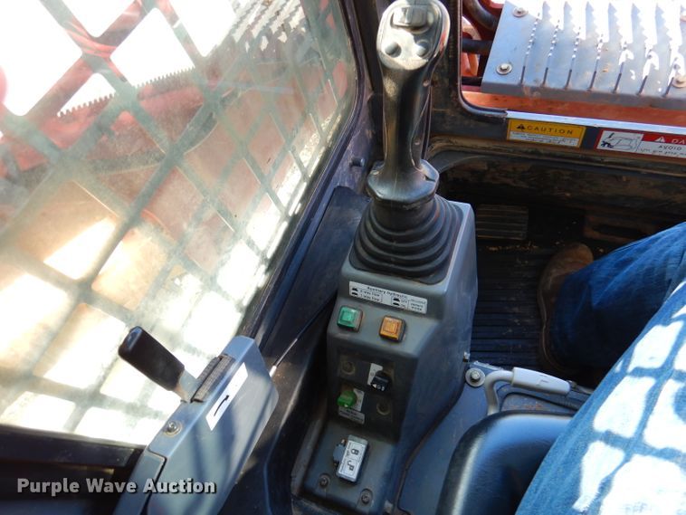 image for item DY9523 2016 Takeuchi TL10  tracked skid steer loader