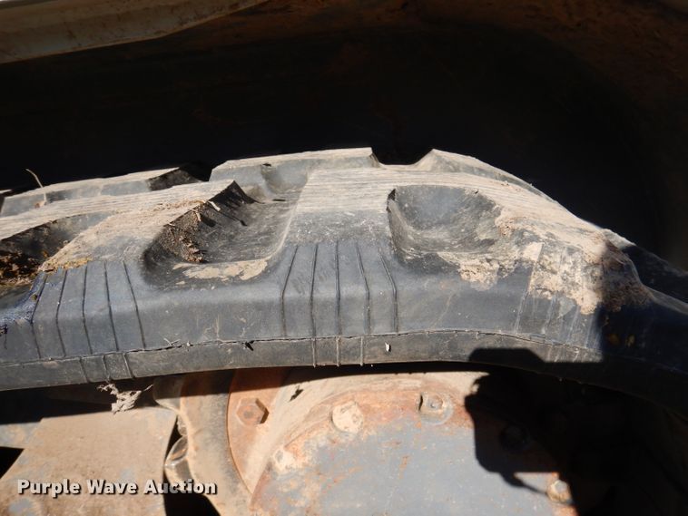 image for item DY9523 2016 Takeuchi TL10  tracked skid steer loader