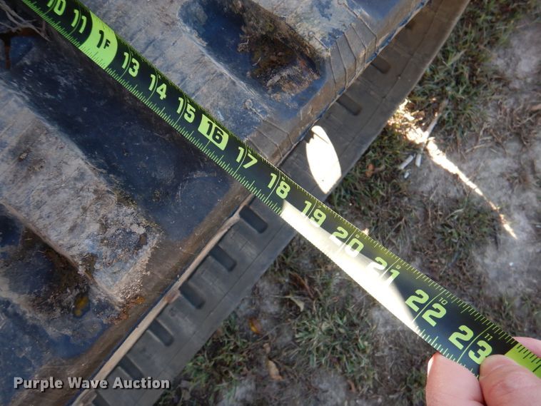 image for item DY9523 2016 Takeuchi TL10  tracked skid steer loader