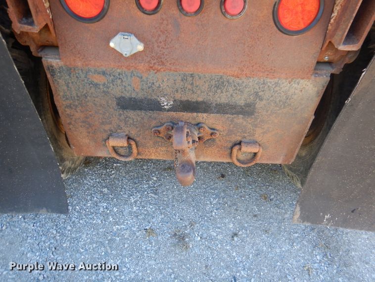 image for item DY9526 1979 Ford 8000  dump truck