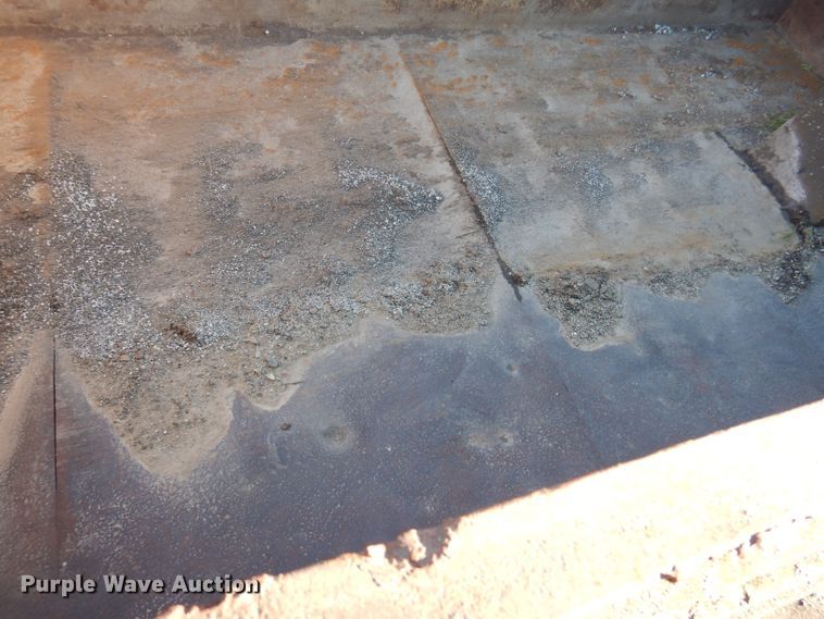 image for item DY9526 1979 Ford 8000  dump truck