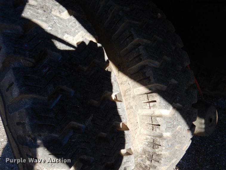 image for item DY9526 1979 Ford 8000  dump truck